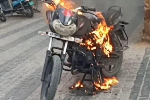 Hyderabad man set his bike on fire after police stopped him 