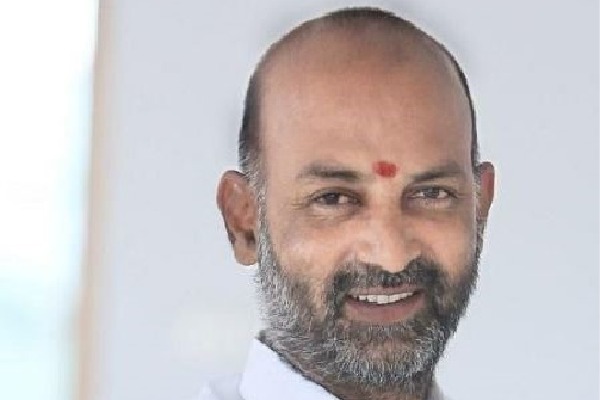 KCR launched new party to make KTR as CM: Bandi Sanjay