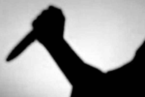 Jilted lover kills woman by slitting throat in Kakinada district