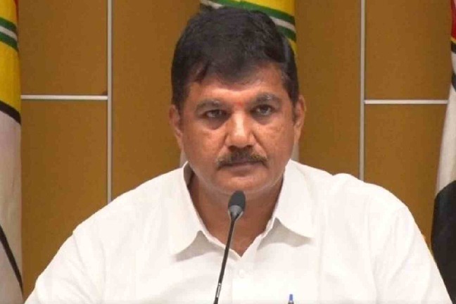 Dhulipalla Narendra comments on Vijayasai Reddy on Vizag lands