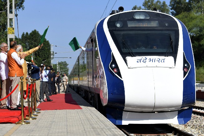 PM Modi inaugurates fourth Vande Bharat Express in Una