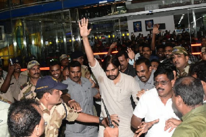Pawan Kalyan arrives Vizag airport