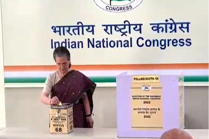 I was waiting for long time: Sonia on Congress Presidential poll