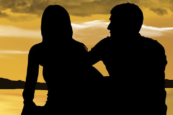 Srikakulam Love Couple Committed Suicide in Visakha Lodge