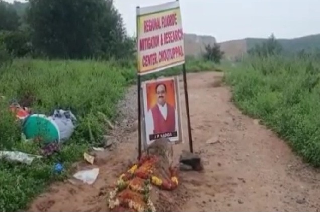  JP Naddas grave in Telangana Munugode ahead of crucial bypolls Kishan reddy warns TRS