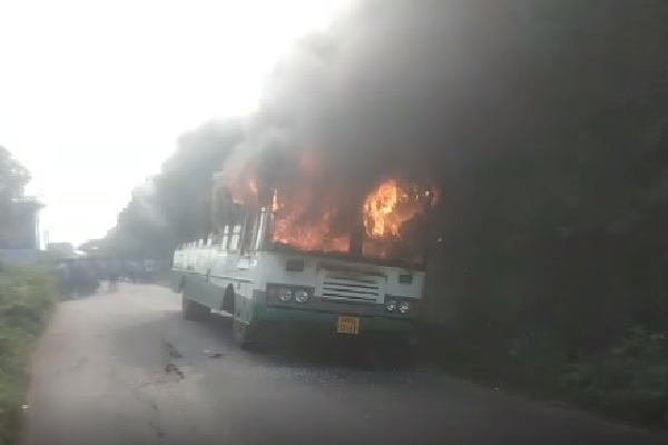 APSRTC bus catches fire near Gudivada