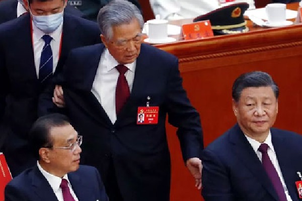 The mysterious exit of Chinas former leader Hu Jintao from party congress