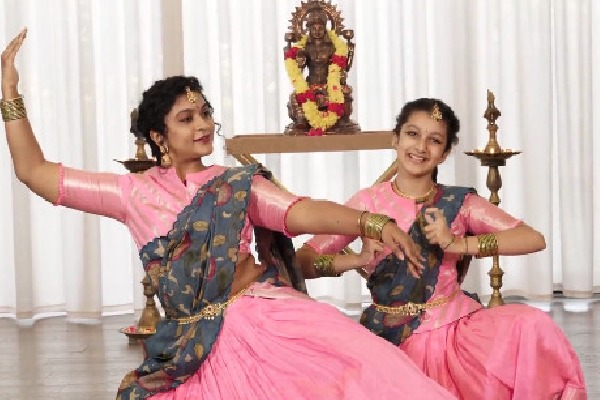 Mahesh Babu wishes fans on Diwali with his daughter Sithara dance video