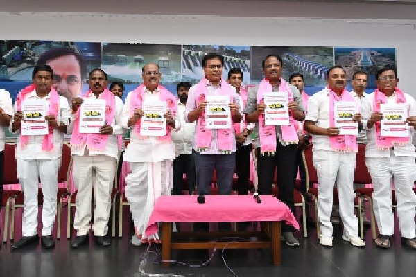 TRS releases 'chargesheet' against BJP ahead of Munugode bypoll