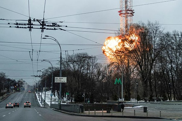 4 million Ukrainians hit by power cuts ahead of winter amid Russian strikes