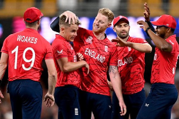 England beat New Zealand by 20 runs
