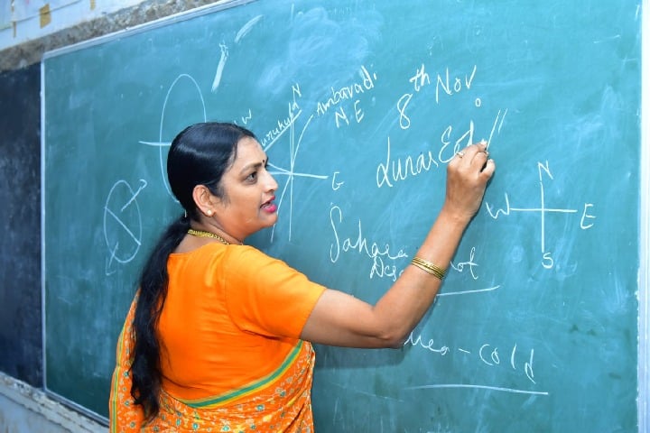 AP Minister Ushasri Charan turns into teacher