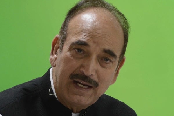 2 months after quitting, Ghulam Nabi Azad now praises Congress