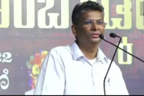Karnataka Congress Chief comments on the word Hindu