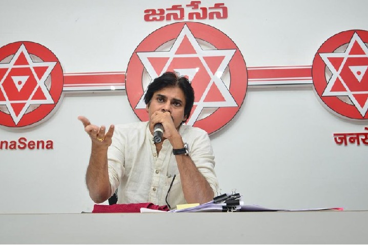 Pawan Kalyan reacts over Vemana statue replaced by YS statue 
