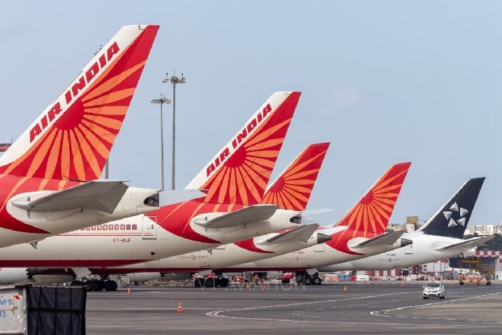 US directs six airlines including Air India to pay 622 million dollars in passenger refunds
