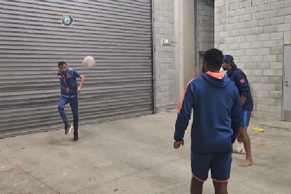 Team India and New Zealand cricketers plays Foot Volleyball 