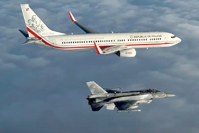 Poland National Team Escorted By F16 Jets On Their Way To Qatar For FIFA World Cup