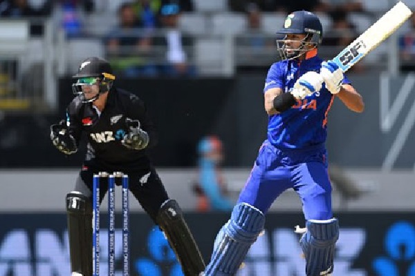 India lost Two wickets at Same Score