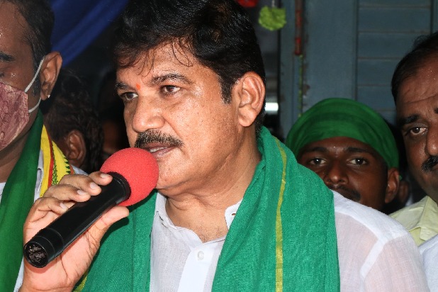 SC controlled evil designs of Jagan, YSRCP leaders: Dhulipala Narendra