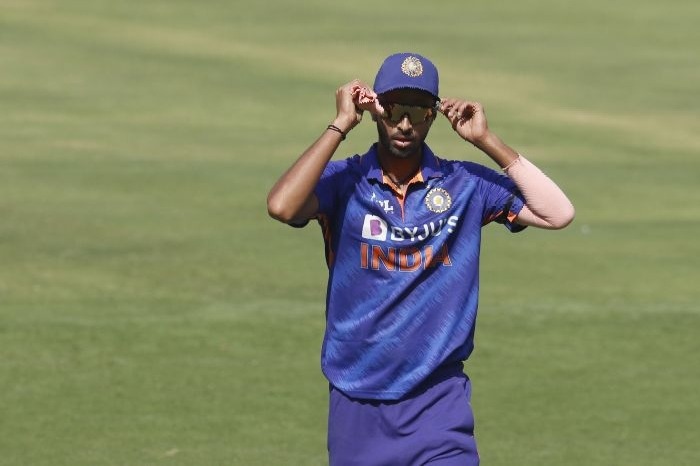 IND v NZ, 3rd ODI: Washington Sundar's 51 carries India to a modest 219 against New Zealand