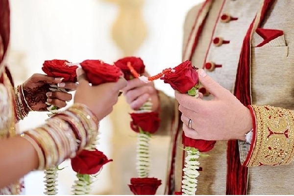 Maha man marries twin sisters, women's panel orders probe & action