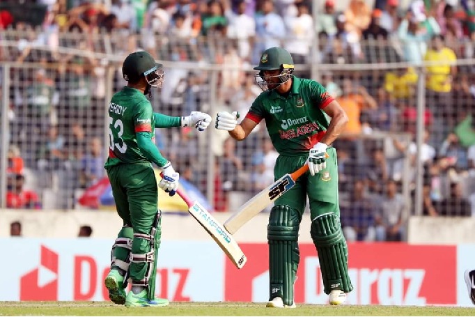 IND v BAN, 2nd ODI: Mehidy's 83-ball unbeaten hundred, Mahmudullah's 77 carry Bangladesh to 271/7