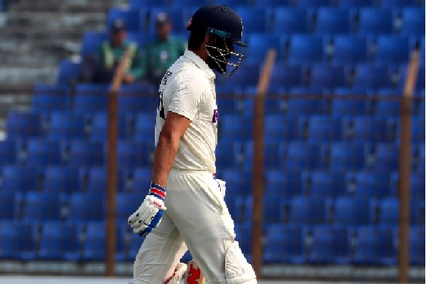 Team India lose 3 wickets early against bangladesh