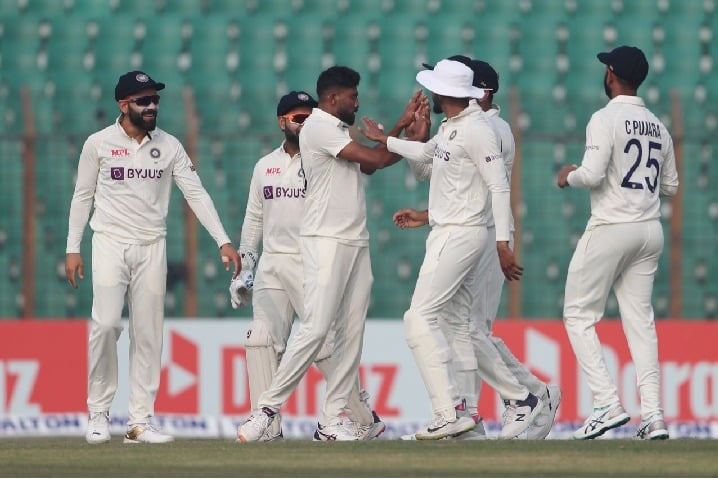 IND v BAN, 1st Test: Kuldeep's four-fer helps India surge ahead, leave Bangladesh reeling at 133/8