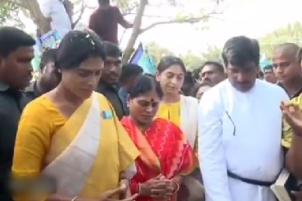YS Sharmila lays foundation stone for party office in Palair