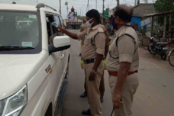 Andhra town tense after attack on TDP leader's house
