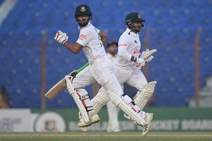 Fourth day play concludes in 1st test between Team India and Bangladesh