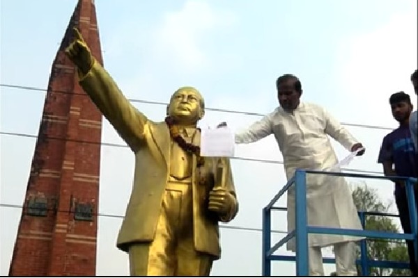 KA Paul submits memorandum to Ambedkar statue in Vijayawada