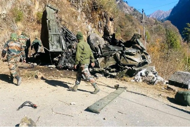 16 army personnel died in road mishap