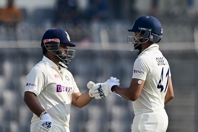 Second day play concludes in Dhaka test