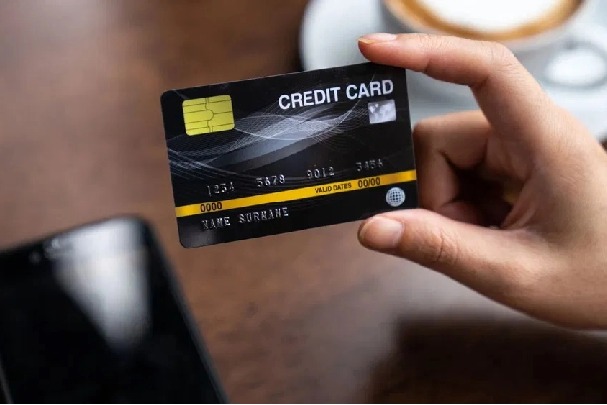 Is Withdrawing money from a Credit Card or taking a loan on Credit card better