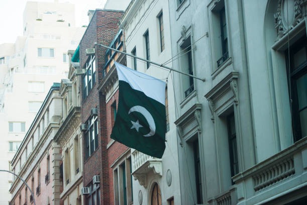 Pakistan decides to sell embassy building in US