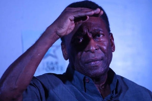 Pele one of the greatest of all time passes away