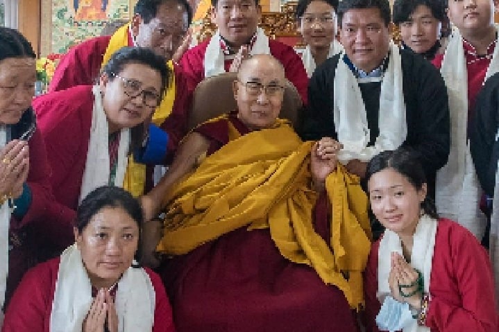 China trying to destroy Buddhism says Dalai Lama