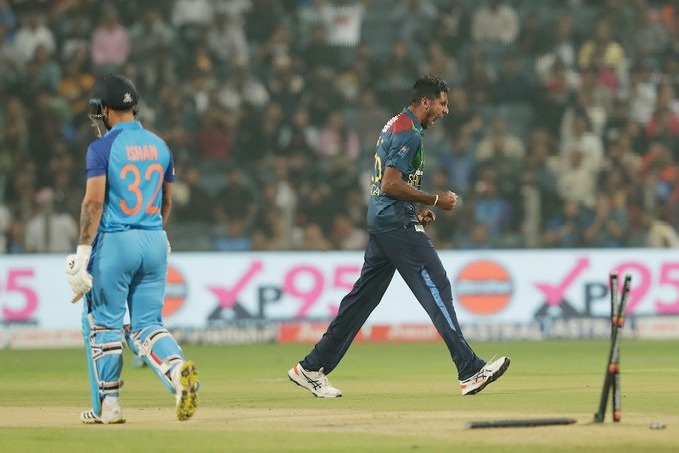 Team India in deep troubles in 2nd T20 against Sri Lanka