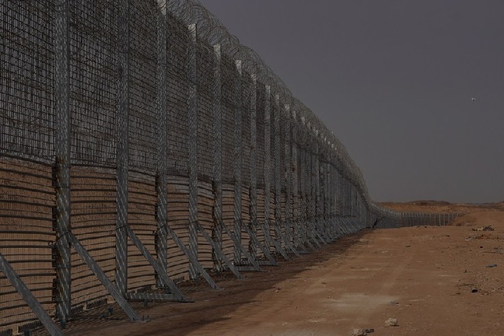 Israel builds 4.6-km wall around Gaza Strip