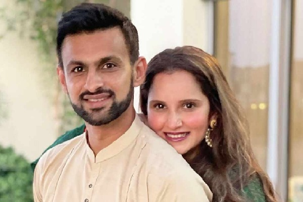 Amid divorce rumours with Shoaib Malik Sania Mirza another cryptic note 