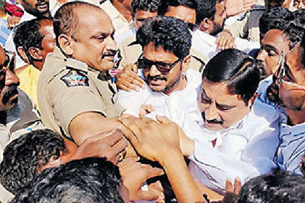 TDP Leader Kalava Srinivasulu House Arrest 