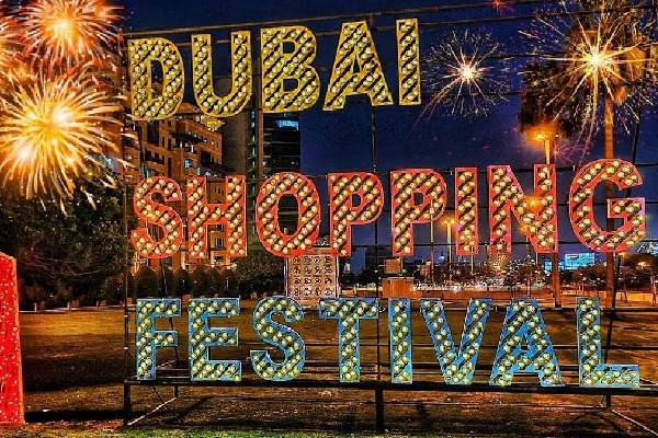 Indians win gold in lottery at Dubai Shopping Festival