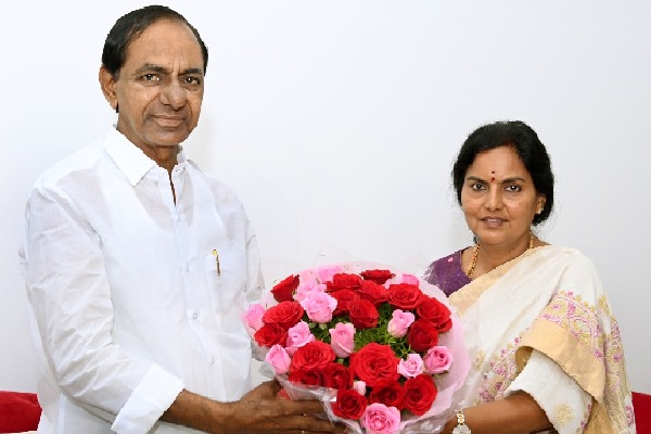 Santhi Kumari new Chief Secretary of Telangana, first woman to hold post