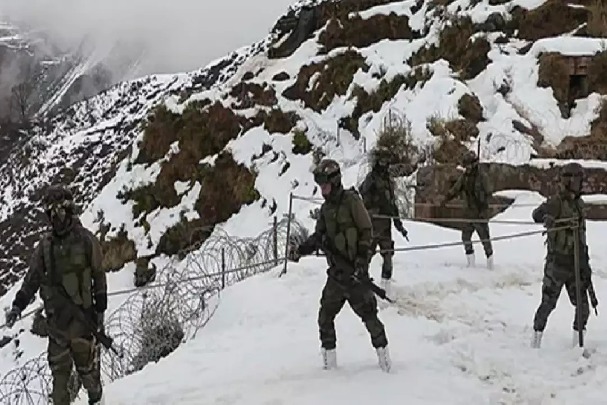 3 Indian Army personnel die after falling into a deep gorge in Kupwara
