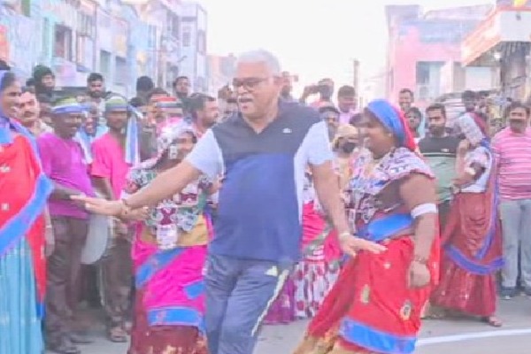 Ambati Rambabu dance in Bhogi celebrations