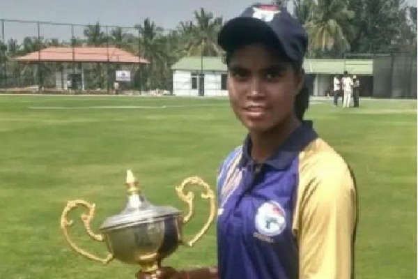 Odisha woman cricketer found hanging in forest