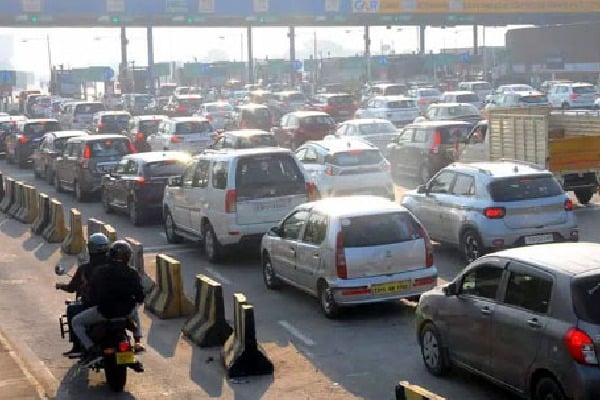 Over 67 thousand vehicles crossed Pantangi toll plaza in one day