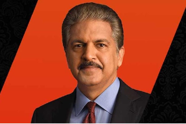 Anand Mahindra buys fruit using Indias digital currency e rupee shows how it works in video